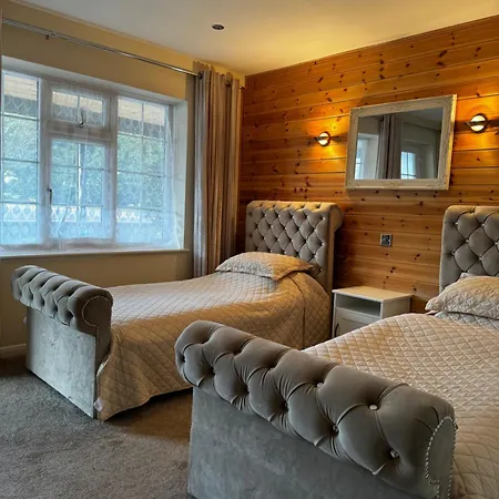 Chequers 3* הרוגייט