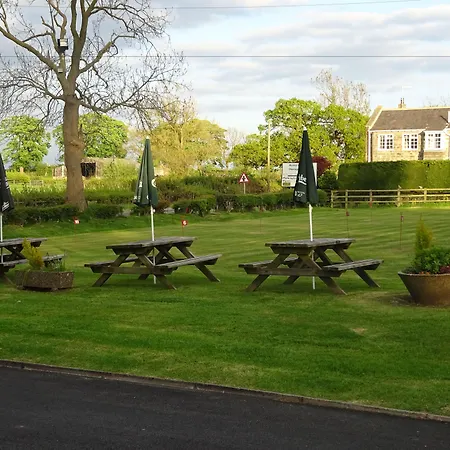 Chequers 3* Harrogate