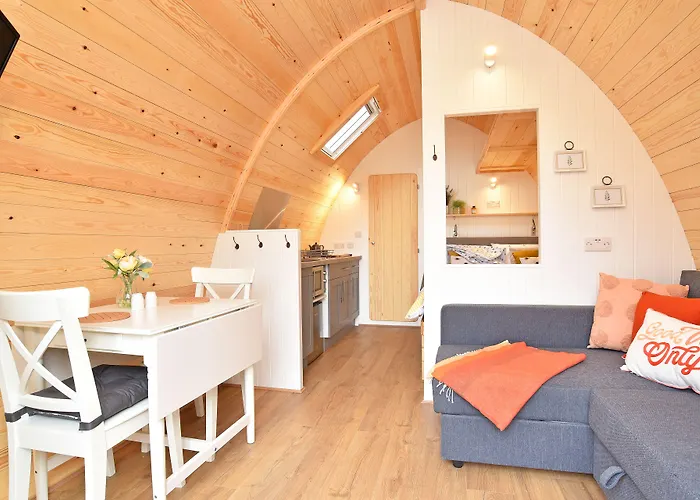 Chequers Мини-отель 3*