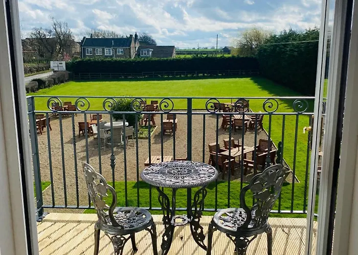 Chequers 3* Harrogate