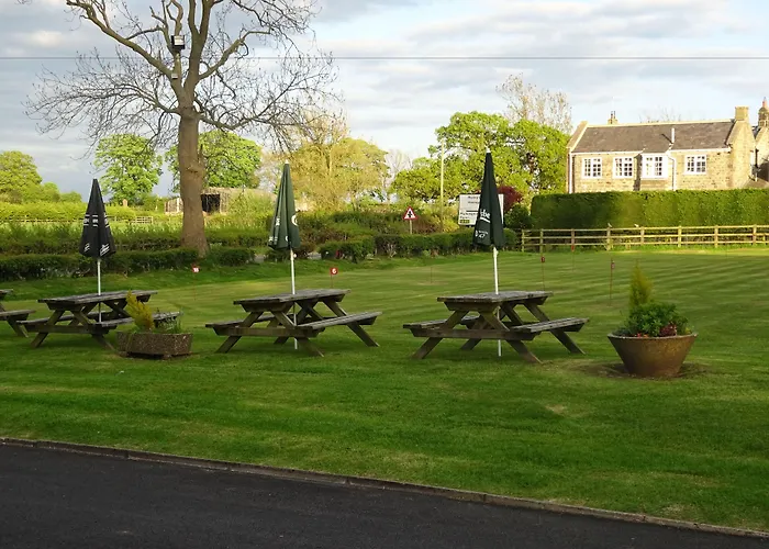 Chequers 3* Harrogate